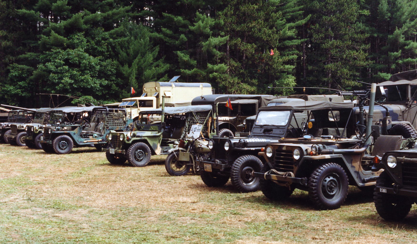 Vehicles at Weare Rally